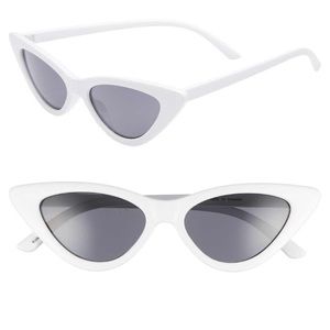 Cat eye sunglasses